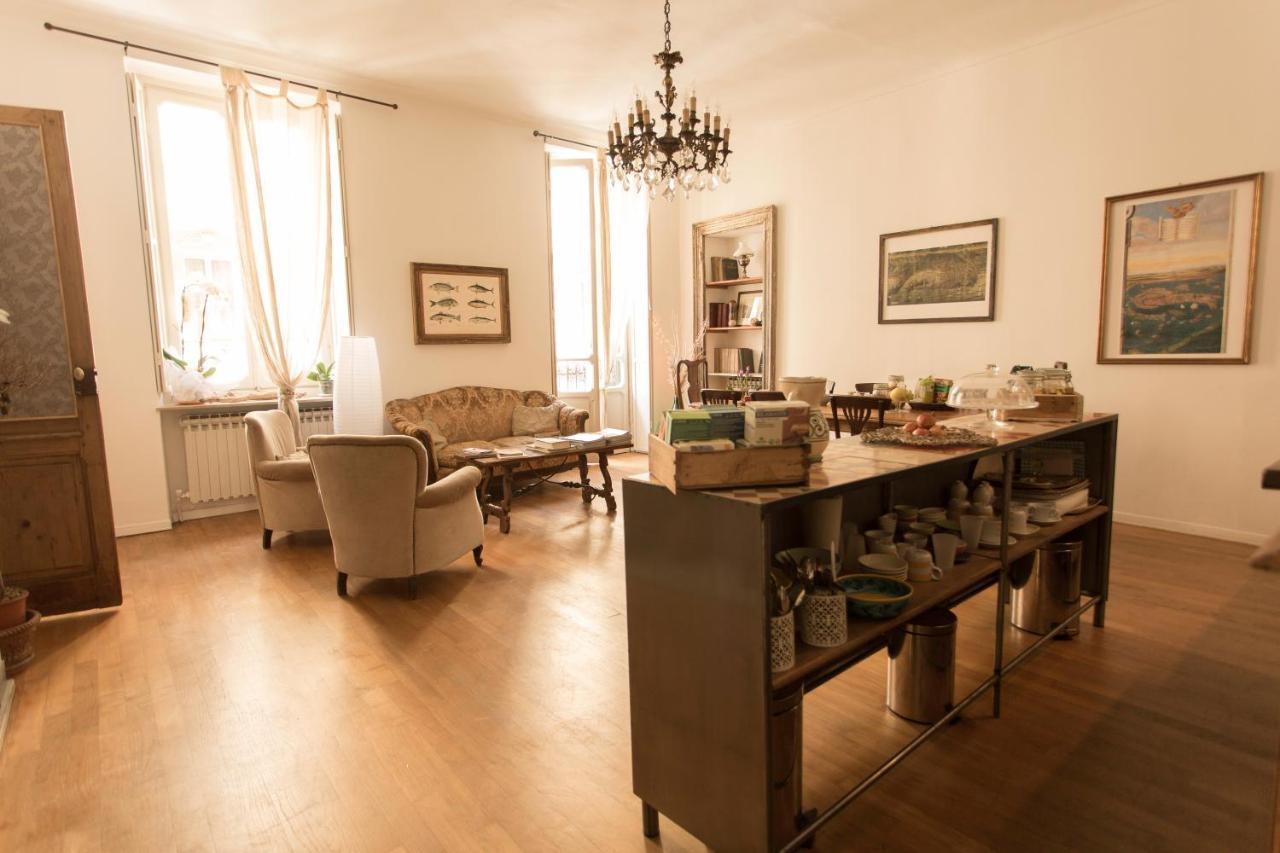 Bed and Breakfast Le Stanze Di Sara Turín Exteriér fotografie